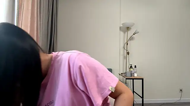 vixy moon online show from April 9, 2026, 3:28 pm