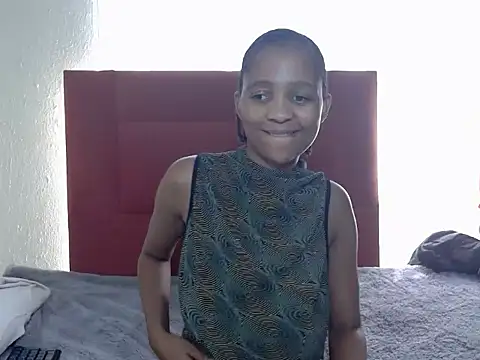 PrettyLilMommaX online show from March 9, 2026, 9:46 am