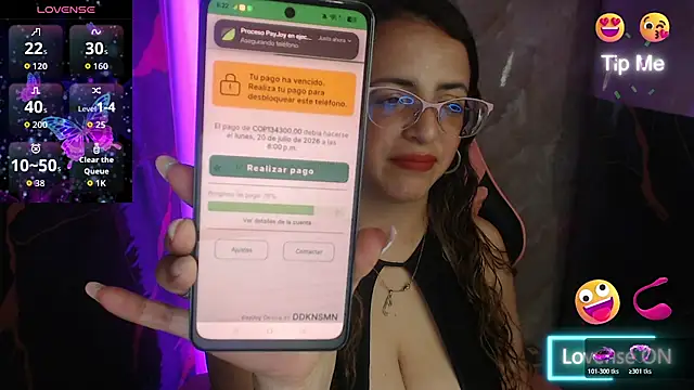 EvoniLatina online show from July 27, 2026, 11:23 pm