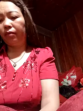 Yellow-pink online show from May 8, 2026, 5:57 am