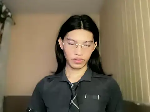 Yourgoddess jayve online show from May 29, 2026, 4:54 am