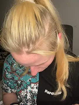 HotPurpleHaze online show from March 26, 2026, 10:48 pm