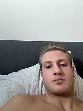 Snapshot of dirtyBent chatting on March 9, 2026, 7:56 am dirtyBent online show from March 9, 2026, 7:56 am