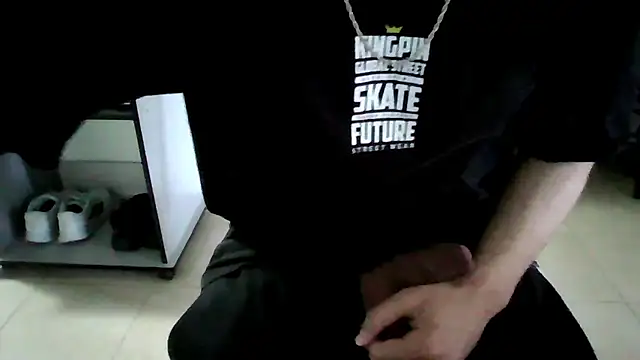 Snapshot of Morboxxxoo chatting on April 28, 2026, 3:50 pm Morboxxxoo online show from April 28, 2026, 3:50 pm