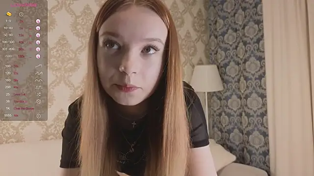 foxy bloomm online show from April 3, 2026, 3:10 pm