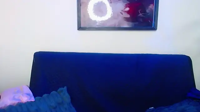 melodygirl2   online show from April 1, 2026, 7:33 pm