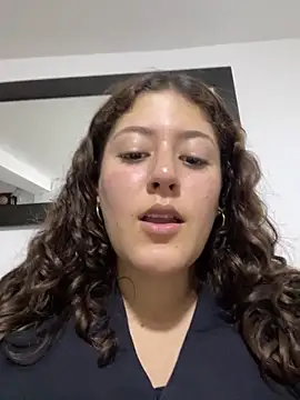 Snapshot of Lizzy_hott chatting on March 14, 2026, 1:55 am Lizzy hott online show from March 14, 2026, 1:55 am