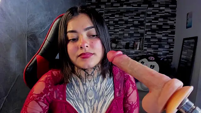 Sophiia cherry online show from May 16, 2026, 7:56 pm