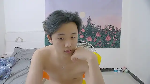 icecream-002 online show from May 20, 2026, 12:11 pm