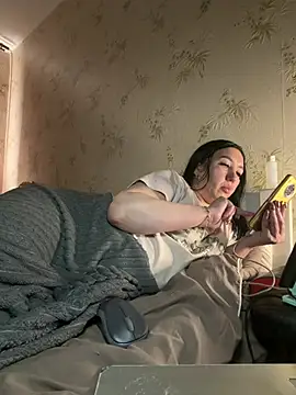 Besthot 2026 online show from March 26, 2026, 10:43 am