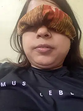 riyasingh9900 online show from March 18, 2026, 11:24 am