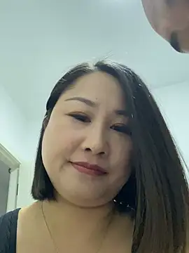 Snapshot of xiaoyi-10 chatting on April 10, 2026, 10:53 am xiaoyi-10 online show from April 10, 2026, 10:53 am