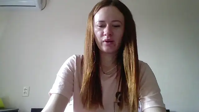 Whisper Of Desire online show from April 13, 2026, 10:43 am