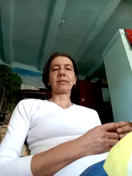 Snapshot of Tania9876 chatting on May 3, 2026, 9:26 am Tania9876 online show from May 3, 2026, 9:26 am