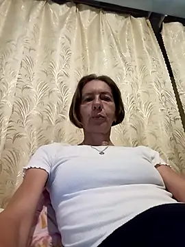 Tania9876 online show from July 14, 2026, 6:46 pm