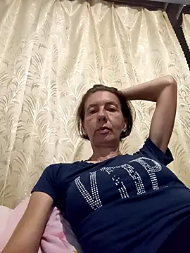 Tania9876 online show from July 26, 2026, 8:38 pm