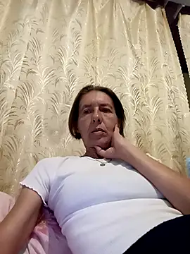 Tania9876 online show from July 28, 2026, 8:52 pm