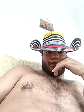 Snapshot of lehder68 chatting on March 9, 2026, 2:43 pm lehder68 online show from March 9, 2026, 2:43 pm