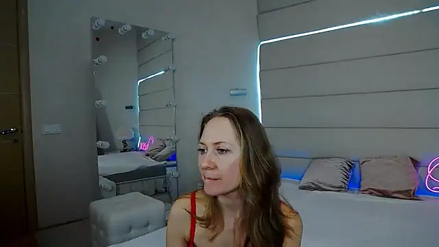 Snapshot of KamilaLod chatting on March 22, 2026, 7:23 am KamilaLod online show from March 22, 2026, 7:23 am