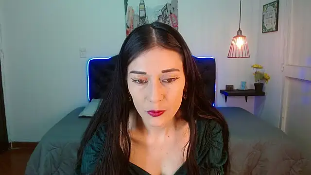Snapshot of Mylu_xx chatting on May 23, 2026, 1:37 pm Mylu xx online show from May 23, 2026, 1:37 pm
