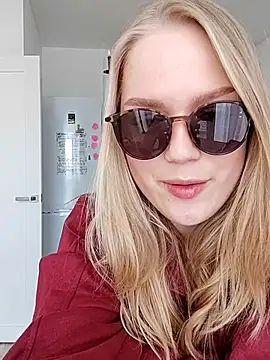 LittleForestELF2 online show from March 24, 2026, 7:57 am