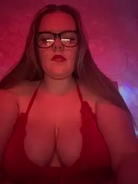 MissMilly050 online show from April 21, 2026, 9:17 pm