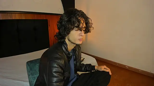 Skinny Mac online show from April 2, 2026, 1:53 pm