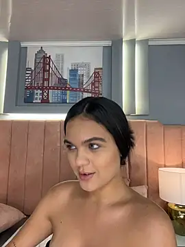 Bella-Ferrer online show from March 31, 2026, 5:24 pm