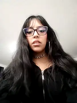 Natalia 27 online show from March 9, 2026, 9:41 pm