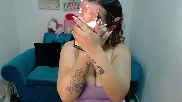 veronicaparkersex online show from May 27, 2026, 12:24 pm