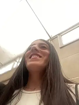 Electra Pinkk online show from July 26, 2026, 2:13 pm