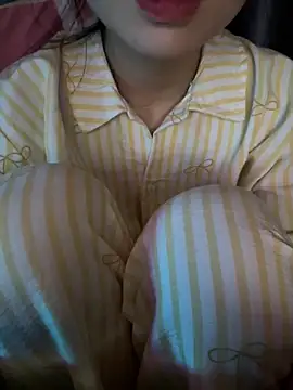 Cum-withyou online show from May 15, 2026, 7:48 am
