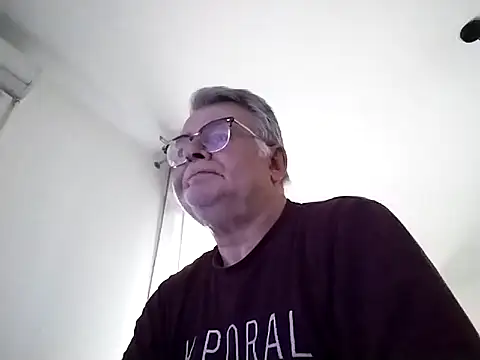 oura online show from May 11, 2026, 6:52 am