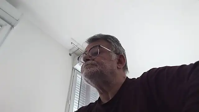 oura online show from May 24, 2026, 6:40 am