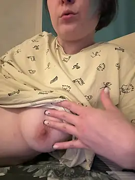 HubbaBaby online show from April 17, 2026, 8:34 pm