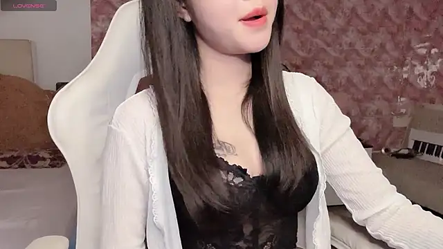 Ngan-Baby online show from April 14, 2026, 1:39 pm