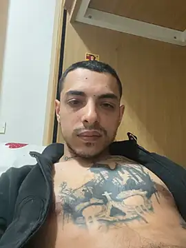 micaroo98 online show from May 17, 2026, 8:27 pm
