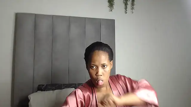 Tasha xxx online show from April 7, 2026, 10:31 pm