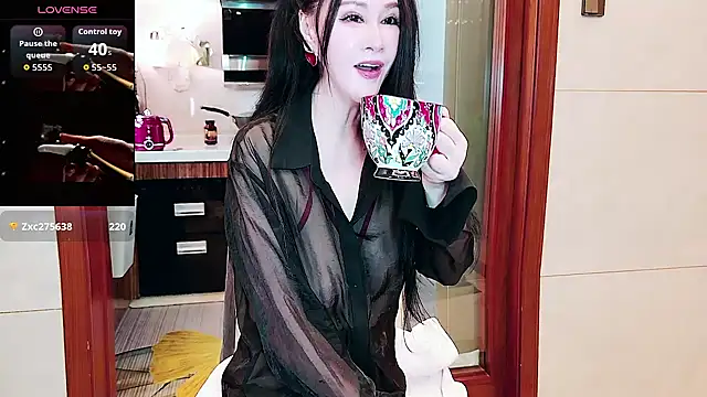 Snapshot of nuanuanbaobei chatting on June 4, 2026, 5:35 am nuanuanbaobei online show from June 4, 2026, 5:35 am