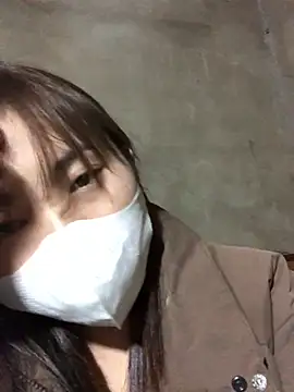 Akira-baby online show from March 12, 2026, 2:29 am