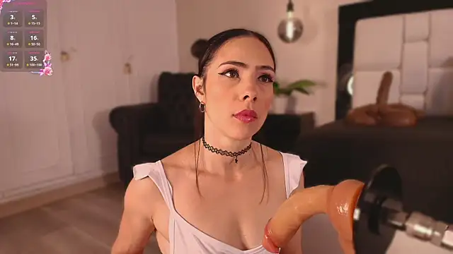 Mia gag  online show from July 17, 2026, 11:28 am