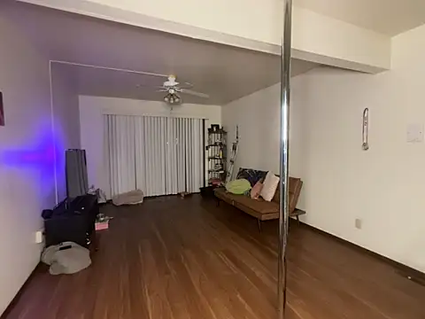 stripperbarbie online show from June 12, 2026, 1:37 am