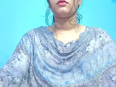 Emma 4433 online show from May 23, 2026, 8:13 pm