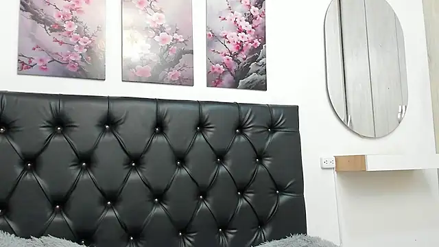 Tamar4 f00x online show from June 25, 2026, 12:53 pm