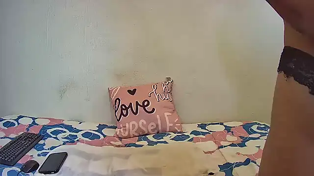 embarbianc online show from March 26, 2026, 5:40 pm