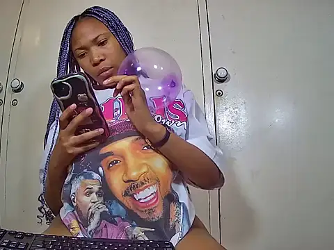 embarbianc online show from July 19, 2026, 5:16 pm