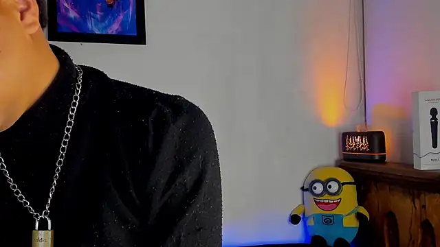 Lee Colee online show from March 29, 2026, 1:49 am