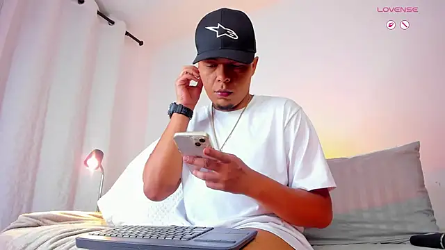 Randdy 333 online show from August 3, 2026, 1:59 am