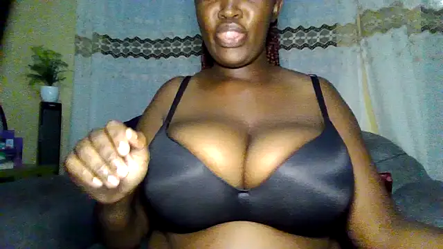 Milky Titts online show from May 4, 2026, 1:07 pm