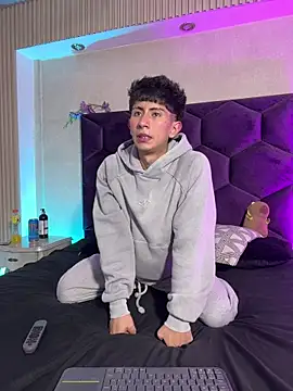 AndyJustgame  online show from April 24, 2026, 4:37 am